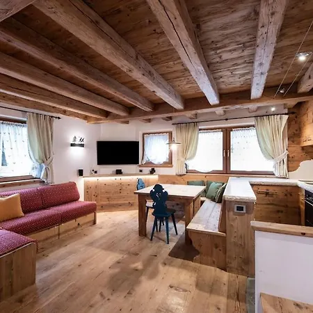 Sorapis - Dolomiti Skyline Apartman